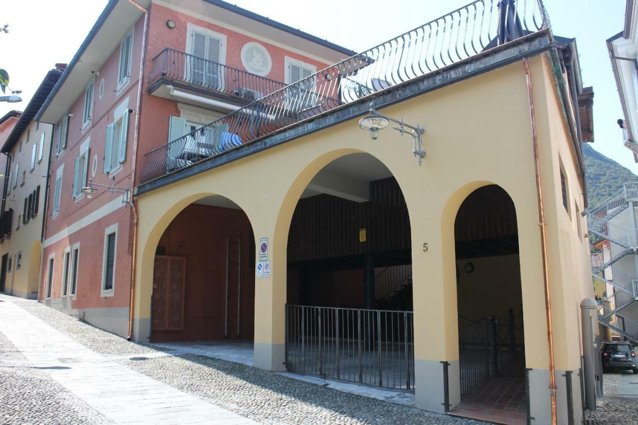 La Casetta Del Porto Sulzano Exterior photo